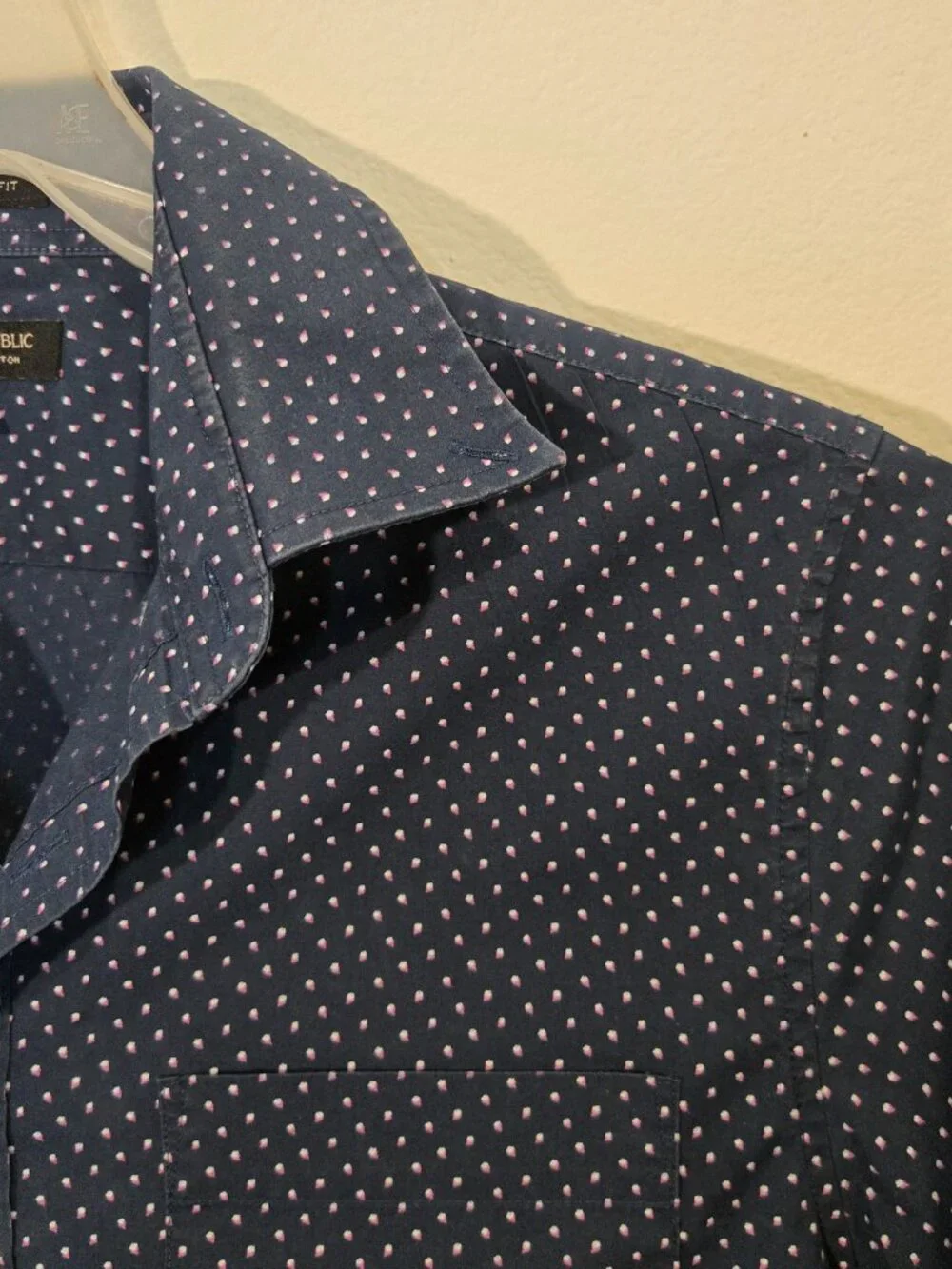 BANANA REPUBLIC SLIM FLEX FIT BUTTON DOWN SHIRT size S Blue